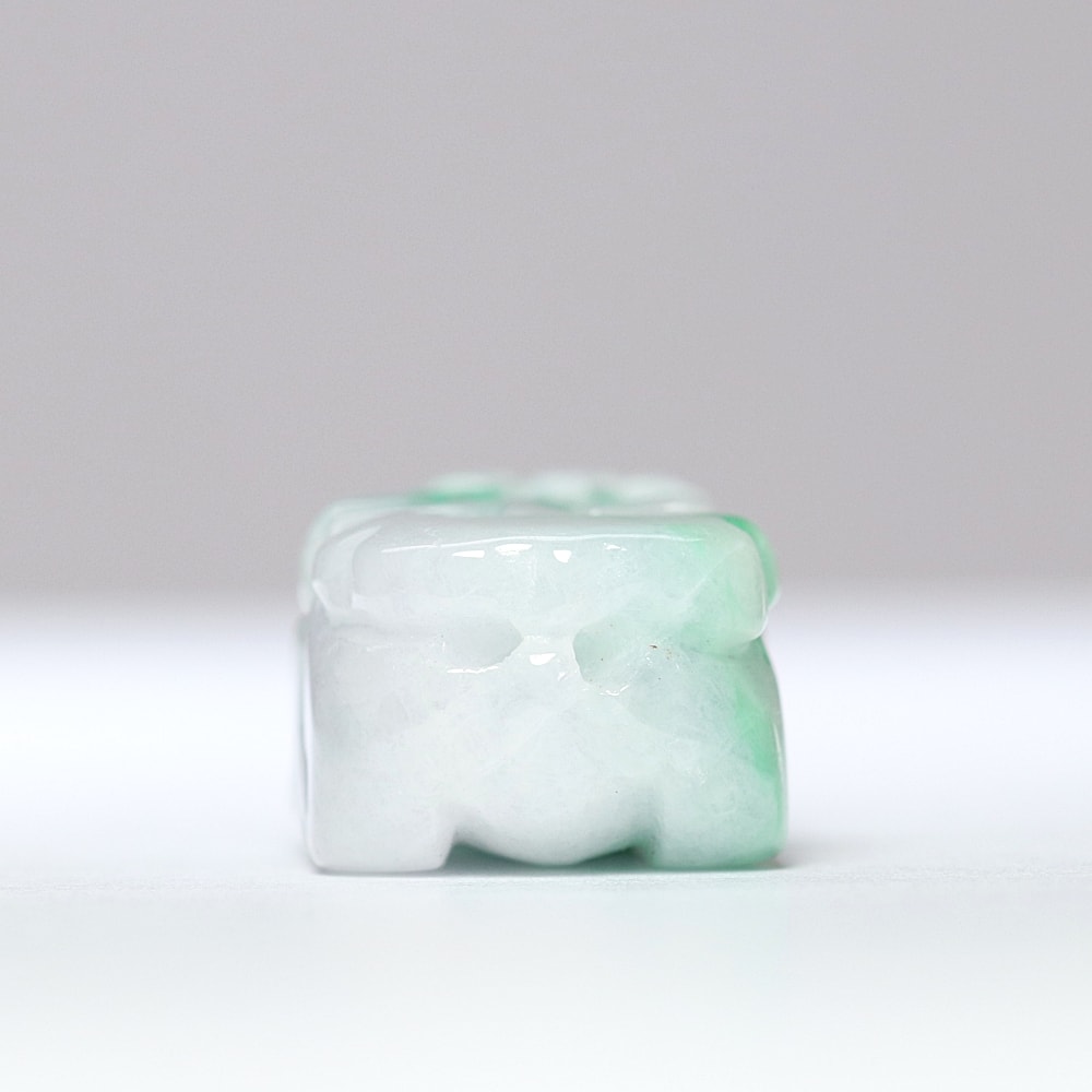 高品質++]ミャンマー産ヒスイ彫刻/翡翠（貔貅/ヒキュウ） - 埼玉県吉川