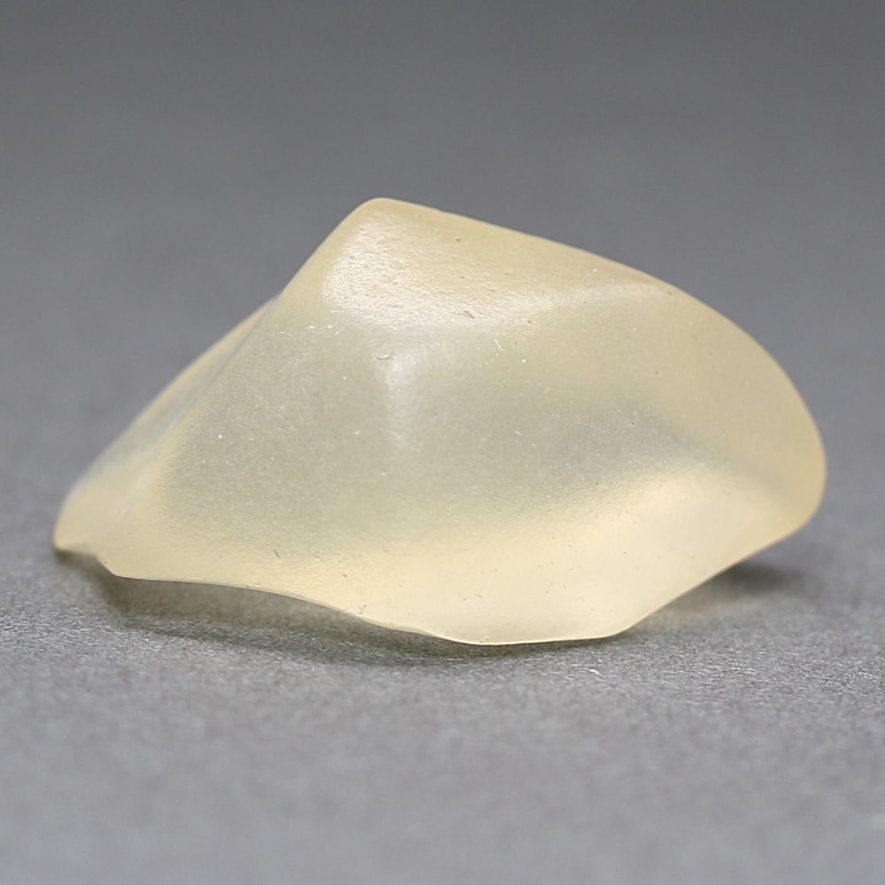 高品質]天然リビアングラス原石（17.0g） - 埼玉県吉川市の天然石専門