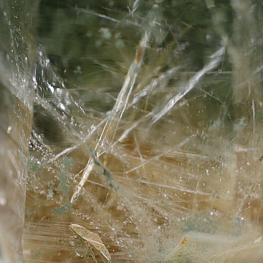 高品質・ガネッシュヒマール産]ヒマラヤ水晶原石ナチュラルポイント/角