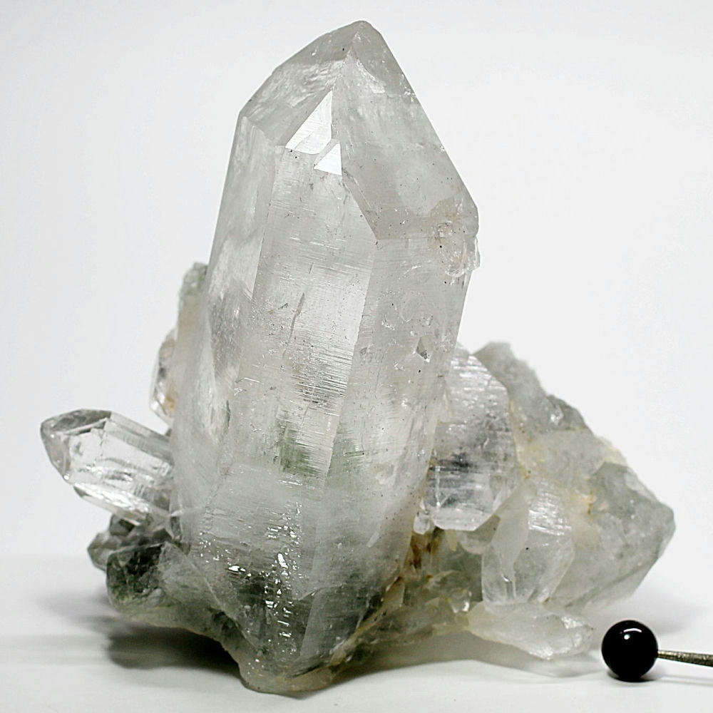 特別価格]インド/マニハール産ヒマラヤ水晶クラスター/グリーン