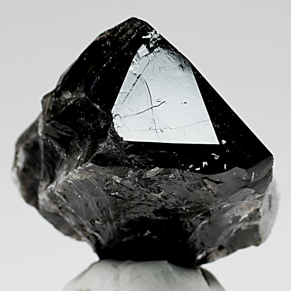 山東省産]天然モリオン原石（黒水晶ナチュラルポイント） - 埼玉県吉川