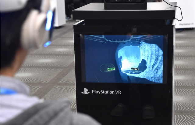 レポート】『バイオハザード7』無料エピソード「Not A Hero 」をPS VR