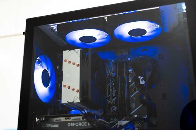 原神』をプレイしてコスパ抜群のデスクトップPCを分析！コンパクトな