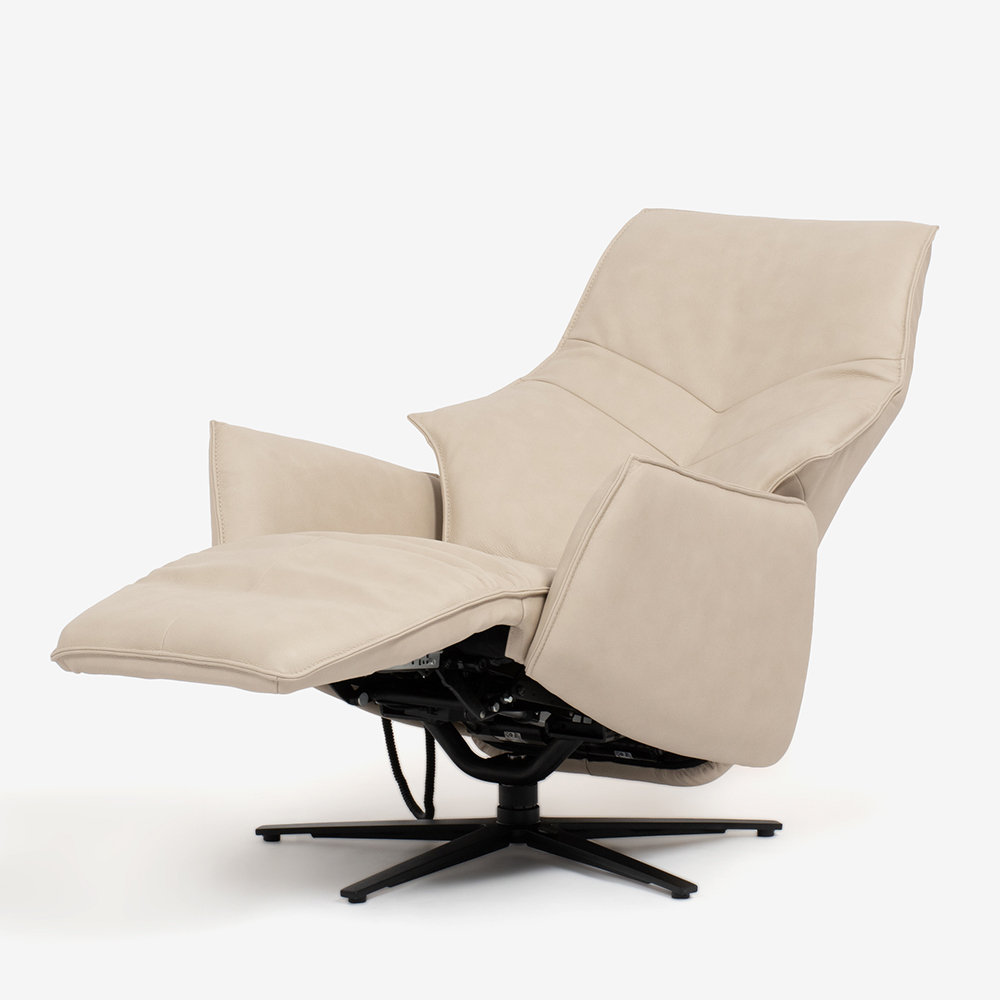 himolla（ヒモラ）電動リクライナー「model.7911」革#24 グレージュ色