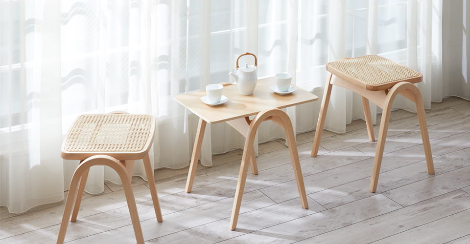 秋田木工 サイドテーブル「T-202」ブナ材 全3色 | 【公式】大塚家具