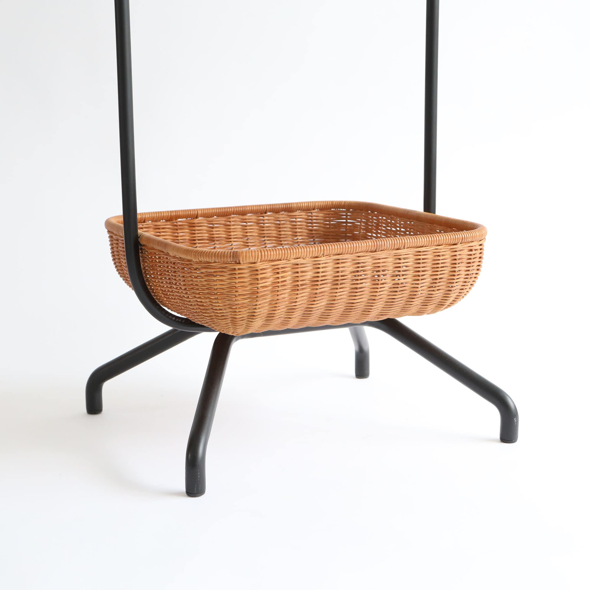 WALLABY HANGER STAND｜コートスタンド｜IDEE SHOP Online