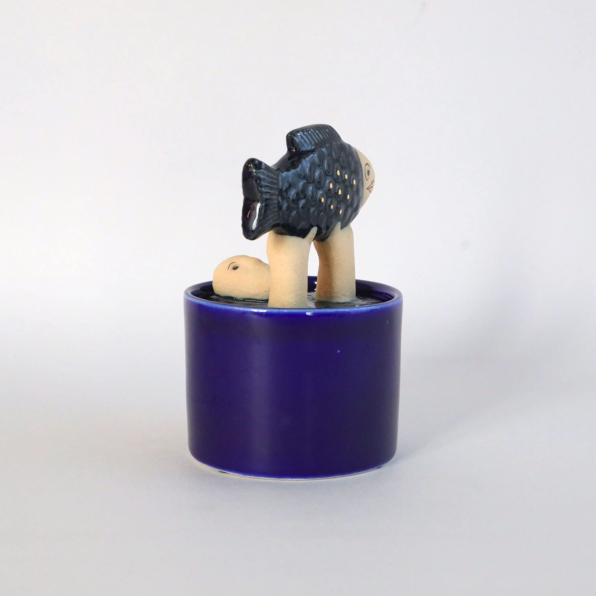 定番品】Lisa Larson Jar with Lid man & fish｜入荷待ち商品｜IDEE