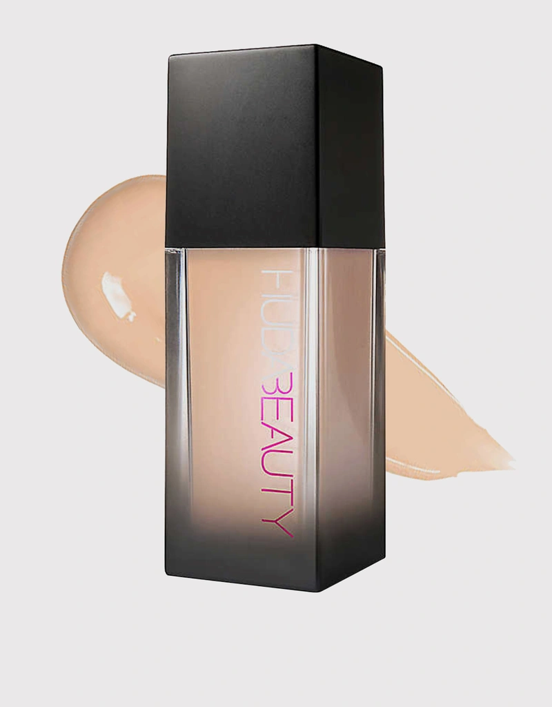 Huda Beauty Fauxfilter Luminous Matte Liquid 下地
