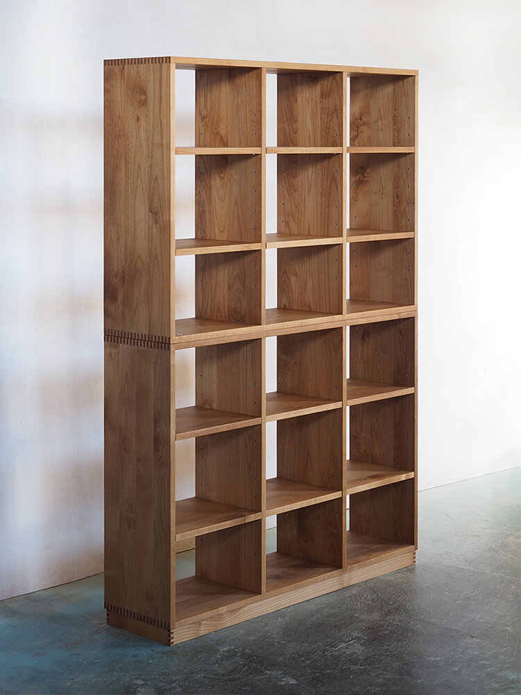 たくさん収納できる書棚｜ikususu FURNITURE｜無垢材家具・オーダー