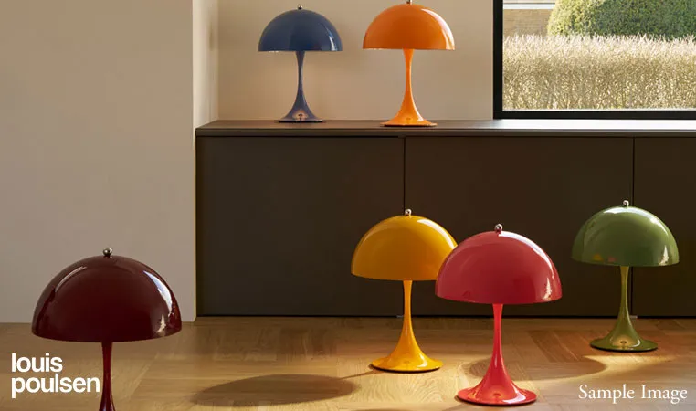 パンテラ 250 テーブル（オペーク・ブラック） ｜ Louis Poulsen