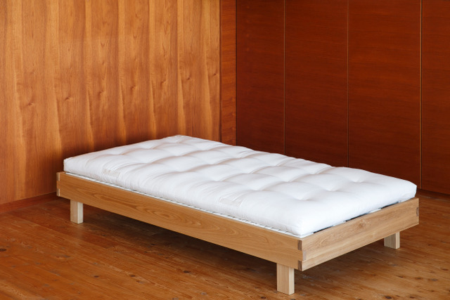 羽毛布団など布団(ふとん)の専門店 | 株式会社石田屋