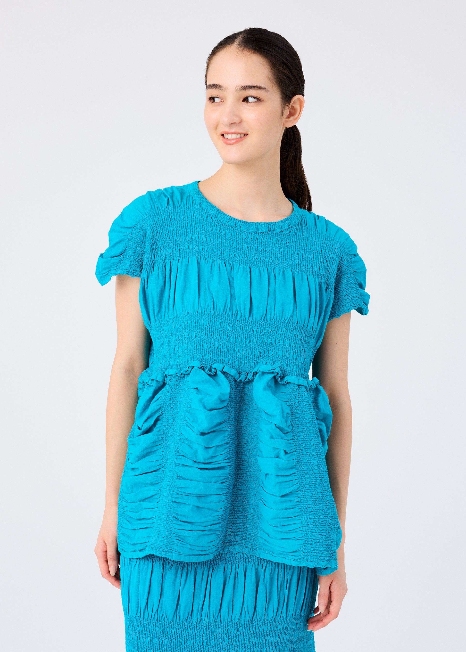 SHRINK STRIPE – isseymiyake.com