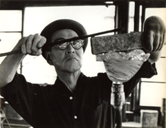 岩田家のガラス芸術、岩田藤七の経歴と代表的な作品紹介