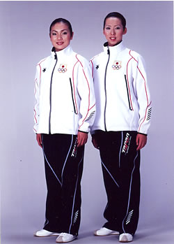 オフィシャルスポーツウエア｜アテネ2004｜JOC - 日本オリンピック委員会