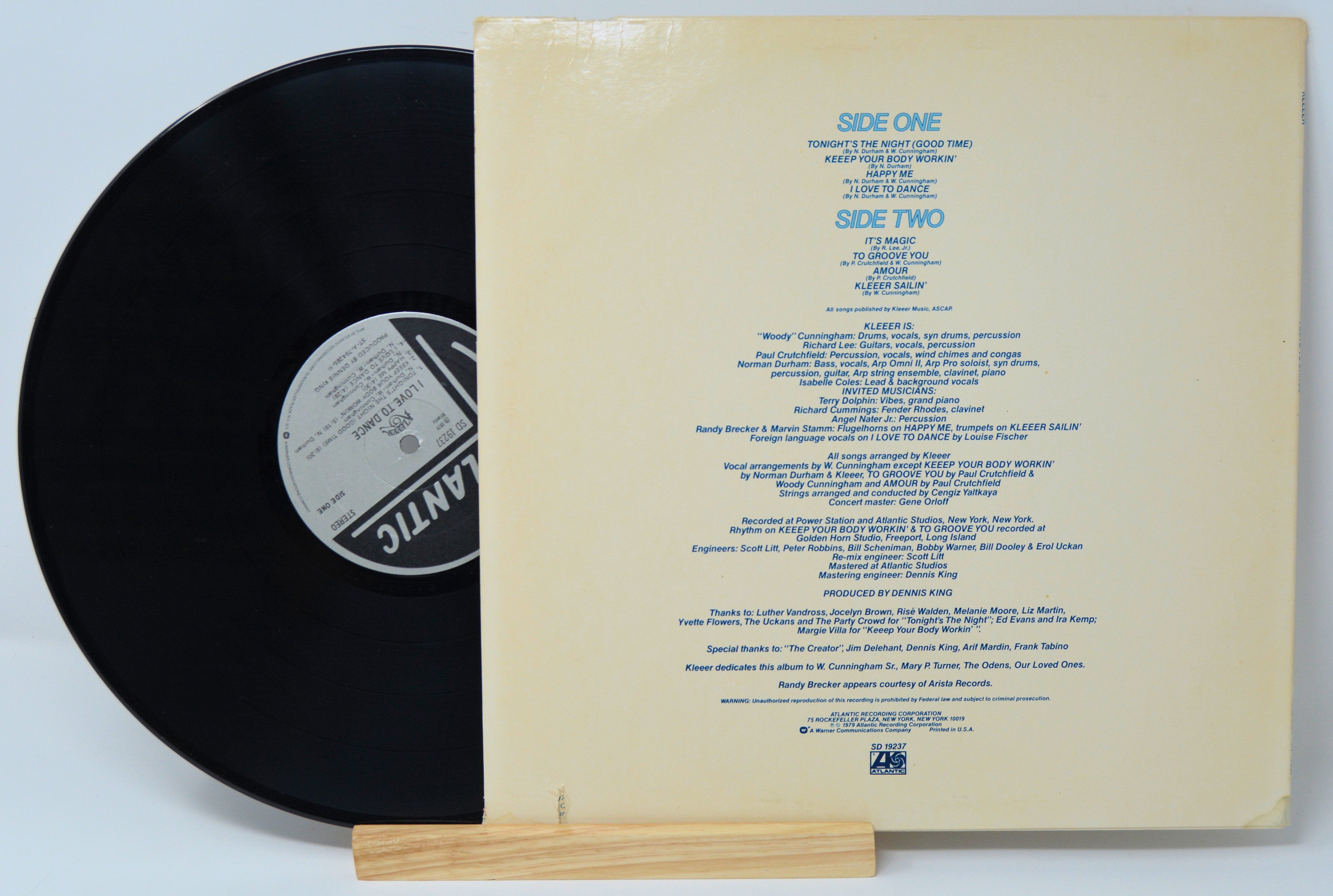 Kleeer-I-Love-To-Dance-1.jpg?v