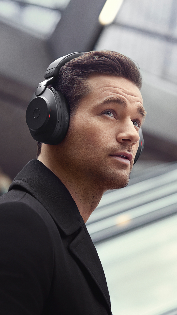 今すぐ購入| Jabra Evolve2 85