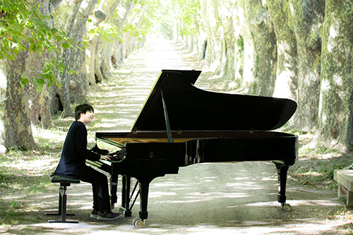 連載】藤田真央 エッセイ「指先から旅をする」WEB別冊文藝春秋