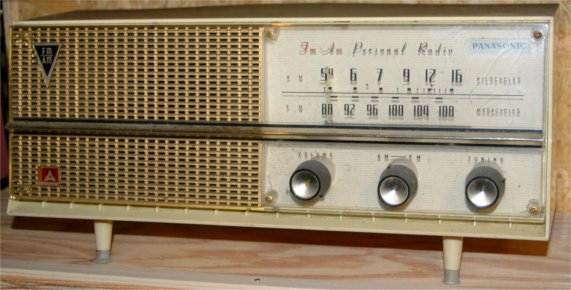 プラスチックラジオの普及
