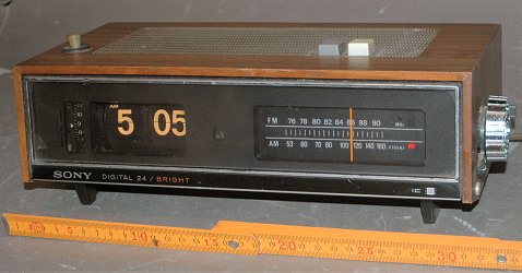 トランジスター式ホームラジオ