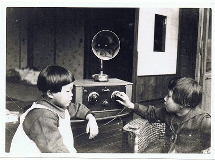 解説：放送のはじまりと初期のラジオ