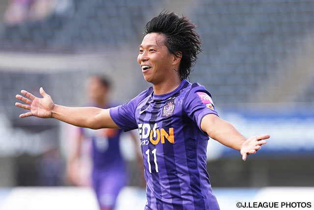 公式】【広島】22日よりJ1・J2通算200ゴール達成記念DVD「君は佐藤