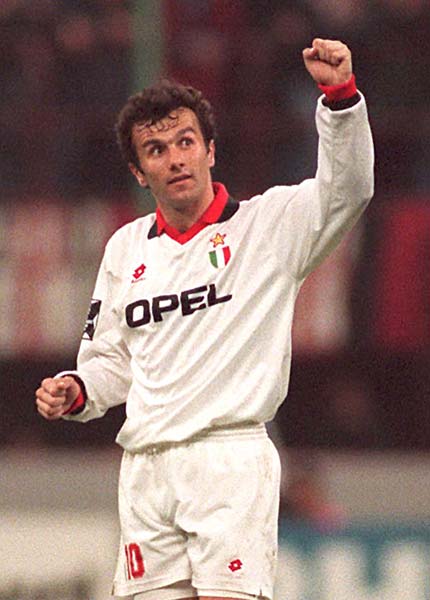 デヤン・サビチェビッチ 元ユーゴスラビア代…：ACミラン 10番の