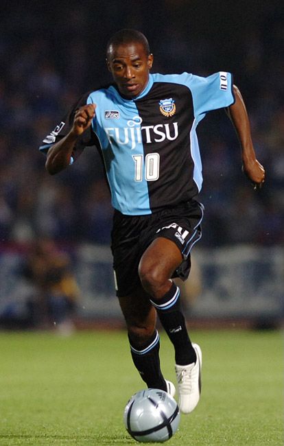 2005年J1＝8位。5シーズンぶりにJ1へ復…：川崎フロンターレ