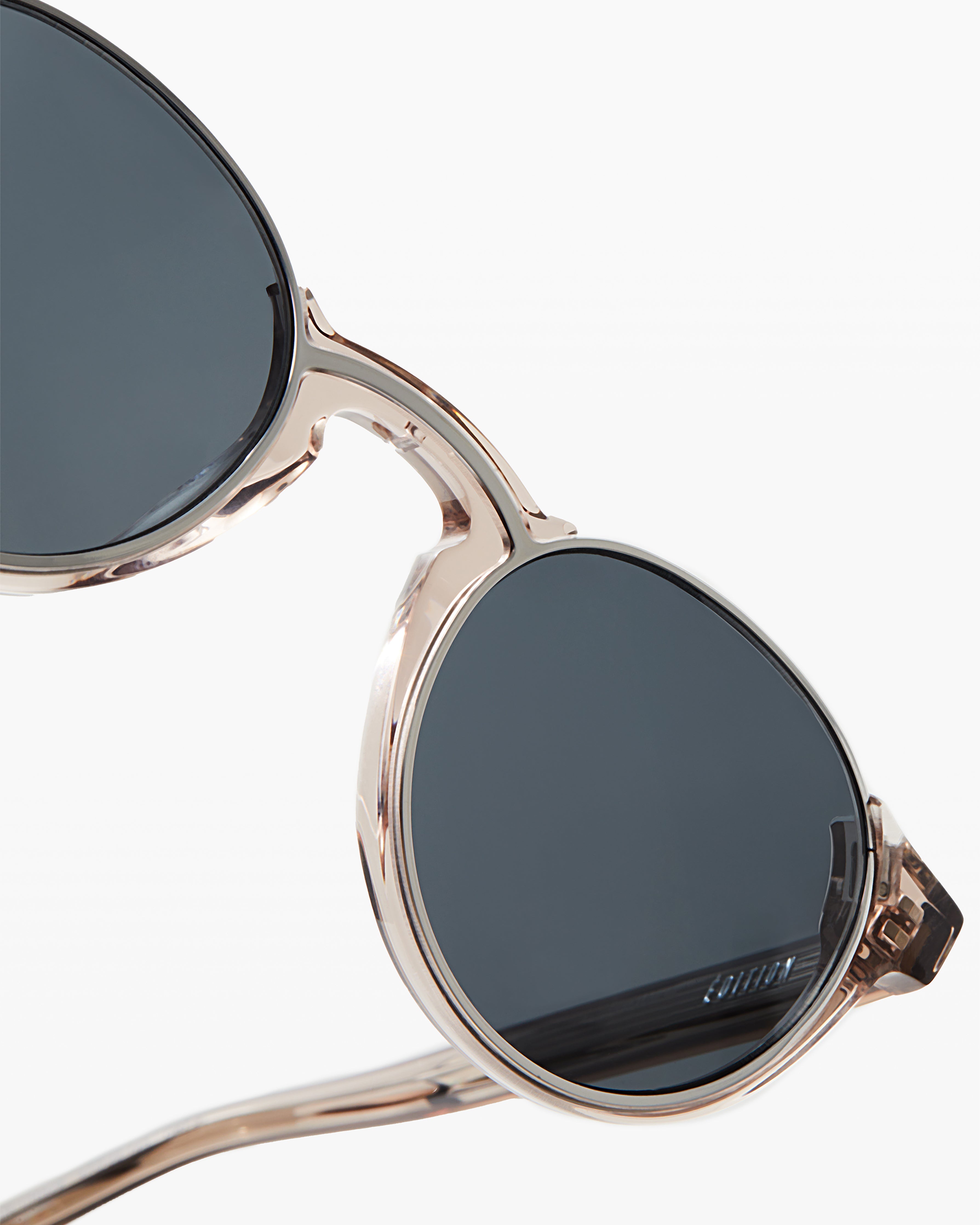 The E-001 L Large Men's Sunglasses in グレー | Jimmy Fairly EN FR