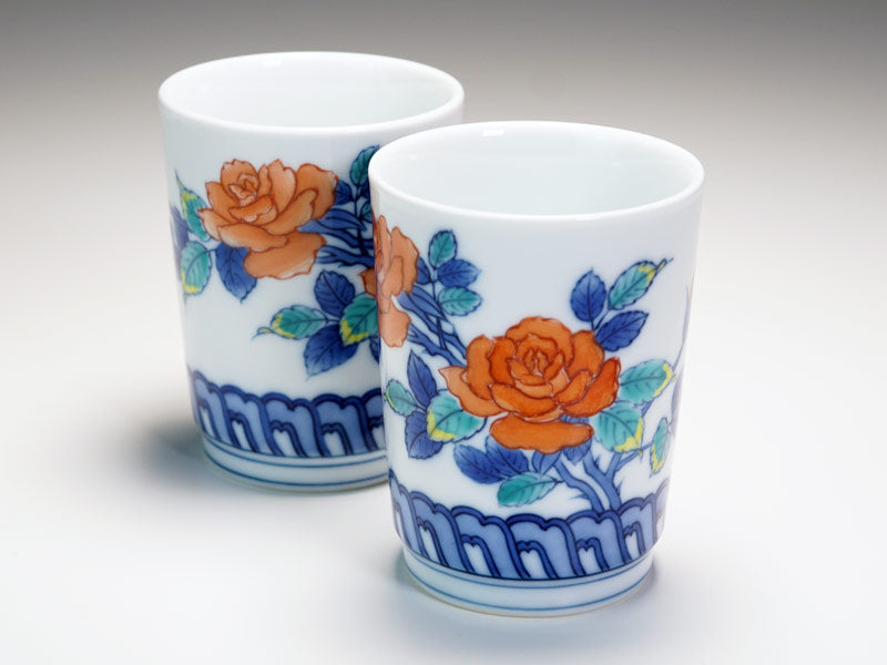 有田焼】睦揃（夫婦茶碗セット）染錦吉祥薔薇図