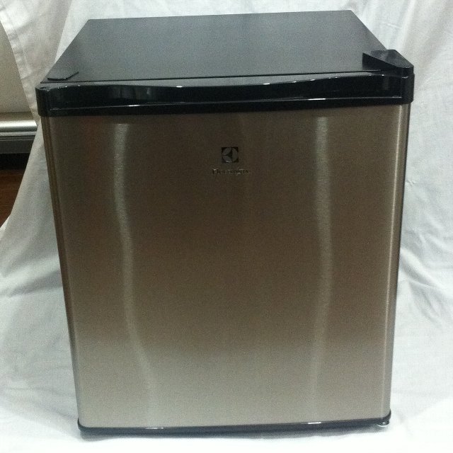 Electrolux エレクトロラックス 1ドア冷蔵庫 ERB0500SA-RJP ｜ 買取