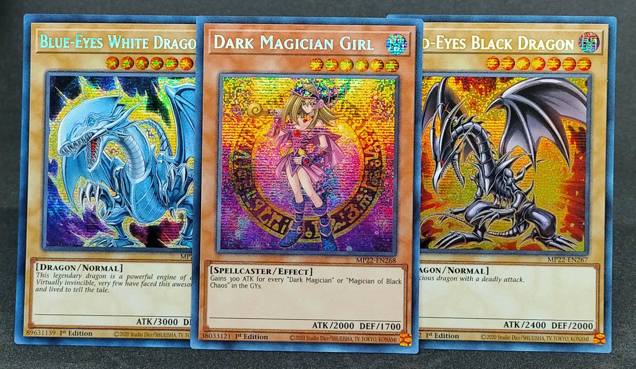 M*Ⅱ様 遊戯王 青眼の白龍 英語版 heavy faded、wavy 遊戯王 青眼