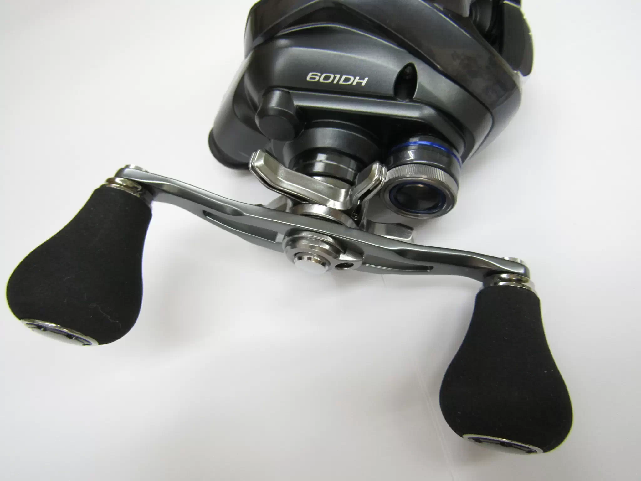 新品未使用】23フォースマスター 601(600)DH(左ダブルハンドル) 2023