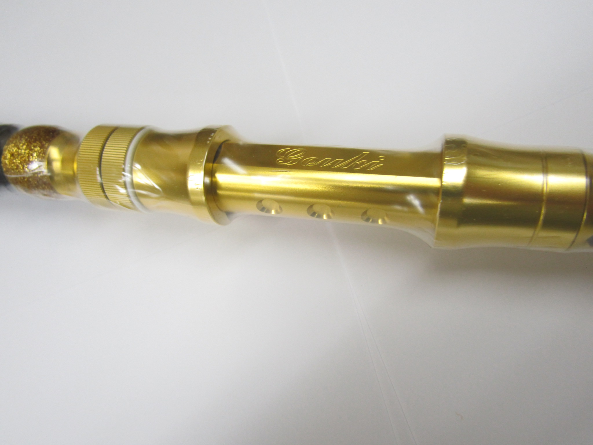 剛樹エラボレートブラックH16黒金しずく【マグロスタンディングモデル