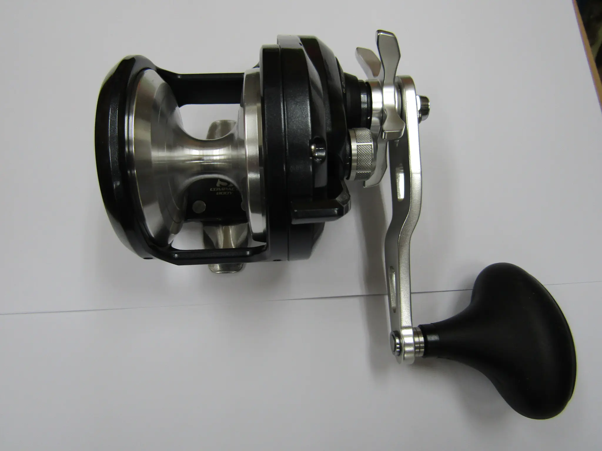 トリウム2000HG 右 - 21,400円 : 海釣り、船釣り専門店の沖三昧 ,釣具