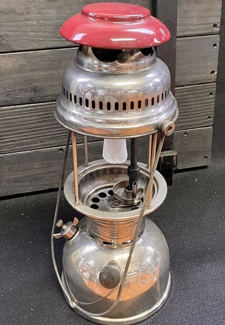 1950年代からのヴィンテージペトロマックス826，829用のリペアキットです。