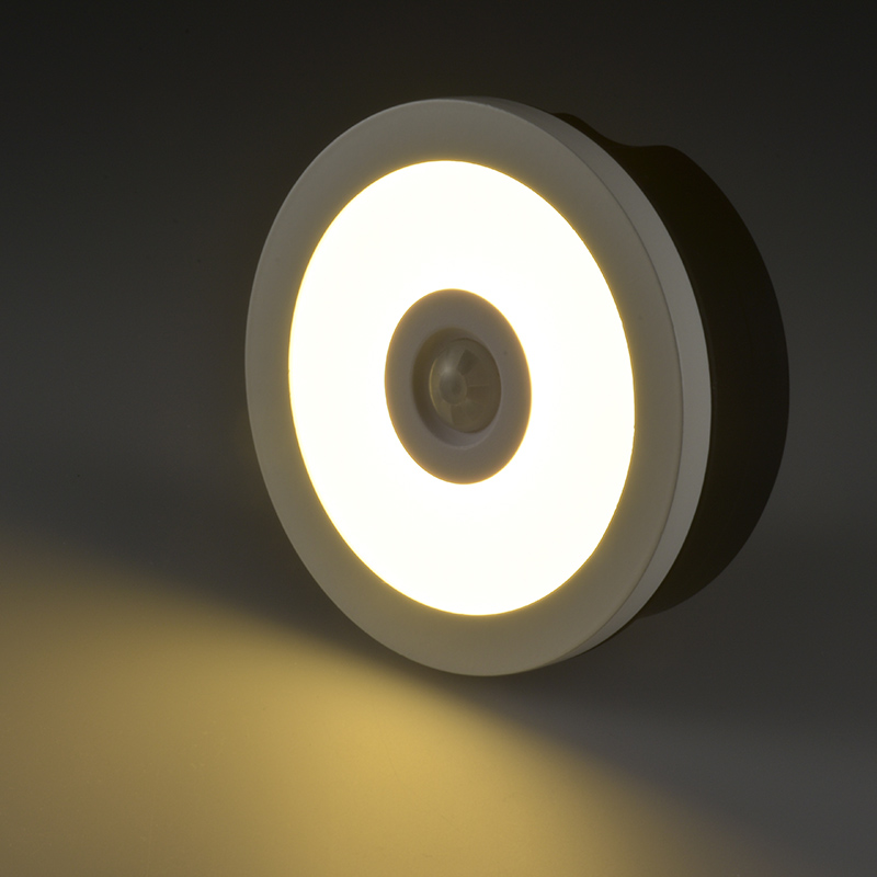 LEDタッチセンサーライト 明暗・人感センサー付 電球色 [品番]07-8937