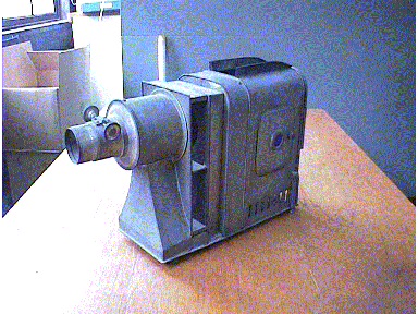 幻灯機（スライド式映写機）？