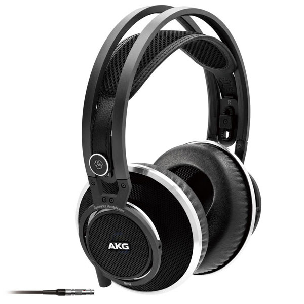 AKGのヘッドホン、K812のご紹介です。