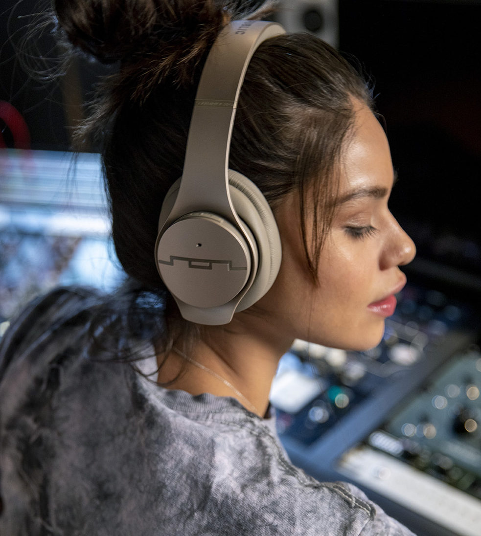 SOL REPUBLIC/ワイヤレスヘッドホン/SOUNDTRACK PRO【aptX,AAC対応