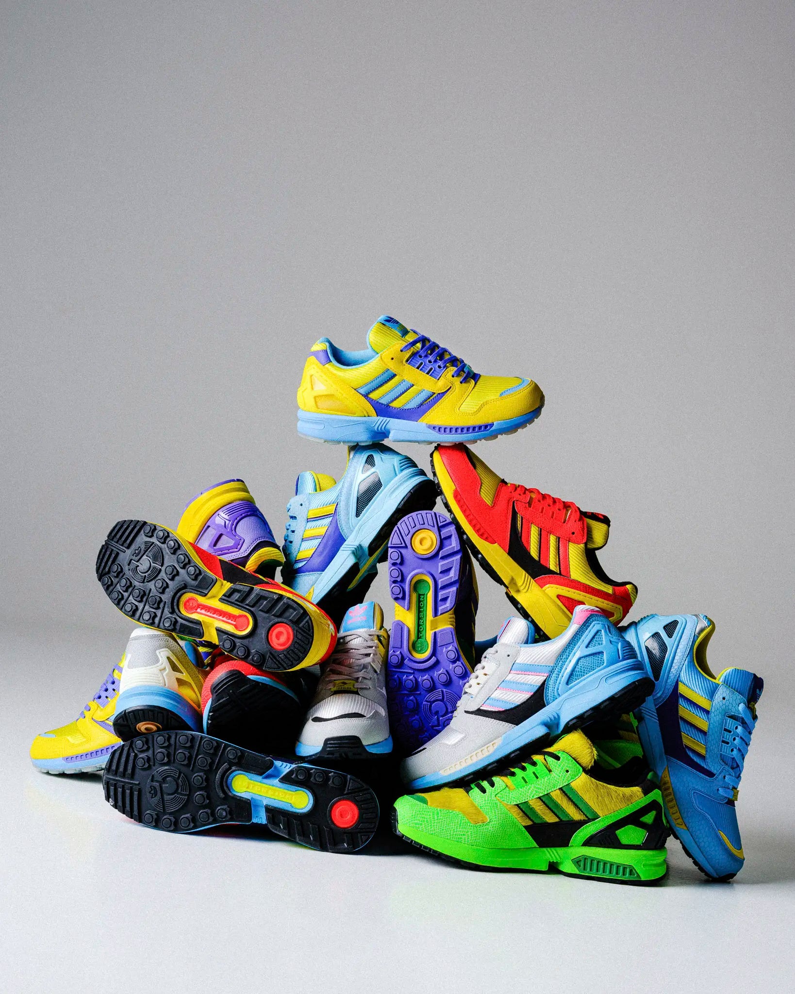 Atmos x adidas ZX 8000 G-SNK - A legendary collection with an
