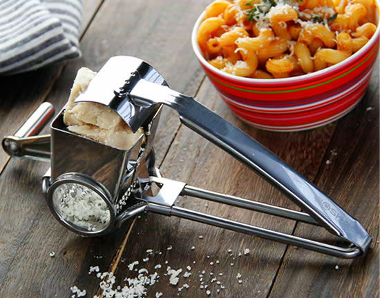 BOSKA】 ハンドグレーター (チーズおろし) / 世界のチーズ専門店