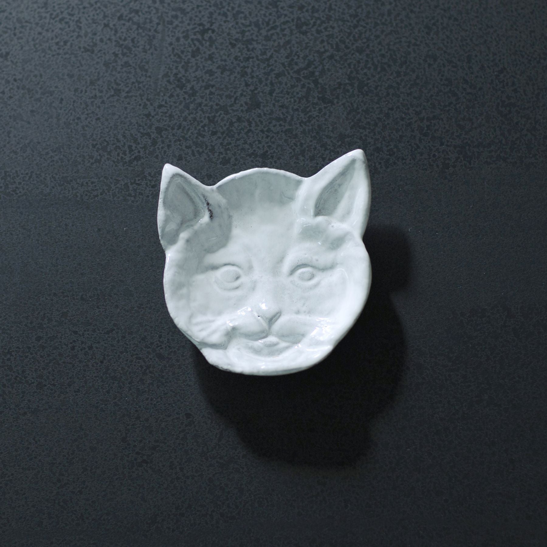 Astier de Villatte キャット – Orné de Feuilles
