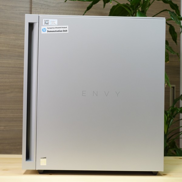 HP ENVY TE02実機レビュー/クリエイター向けのハイパフォーマンスPC