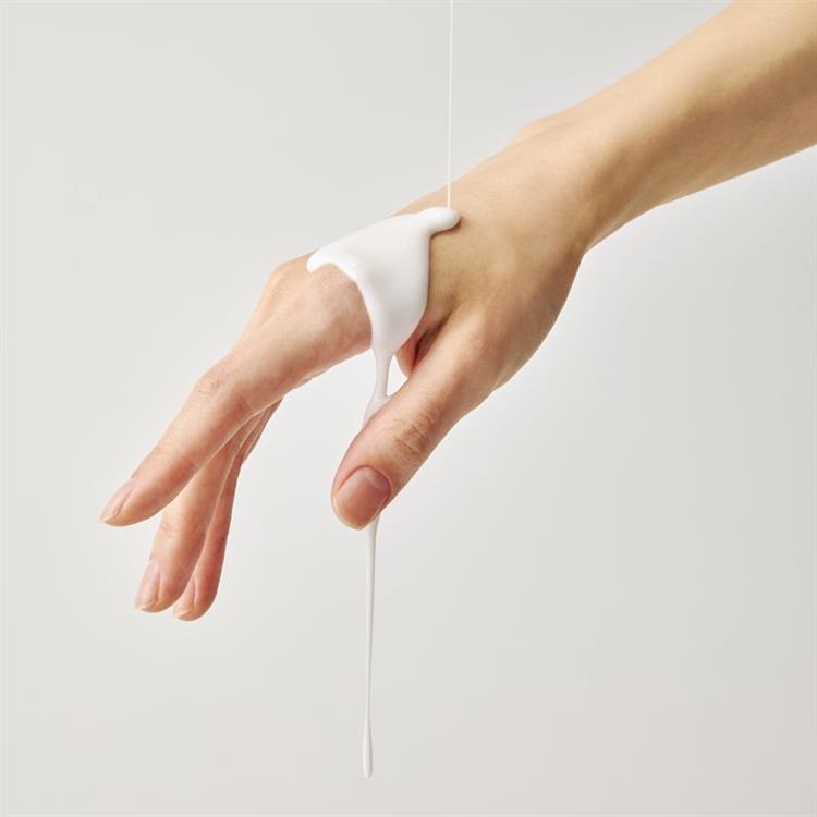 クリーンリセット ミルキークレンジングウォーター 200ml: コスメ