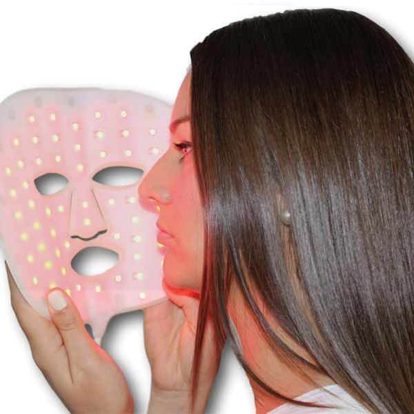 アンチエイジング・ニキビ対策に効果的なLED美顔器Aduro公式サイト