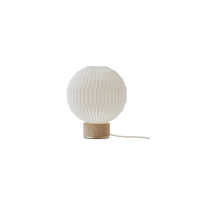 テーブルランプ モデル375 XS ライトオーク ｜ Products | LE KLINT