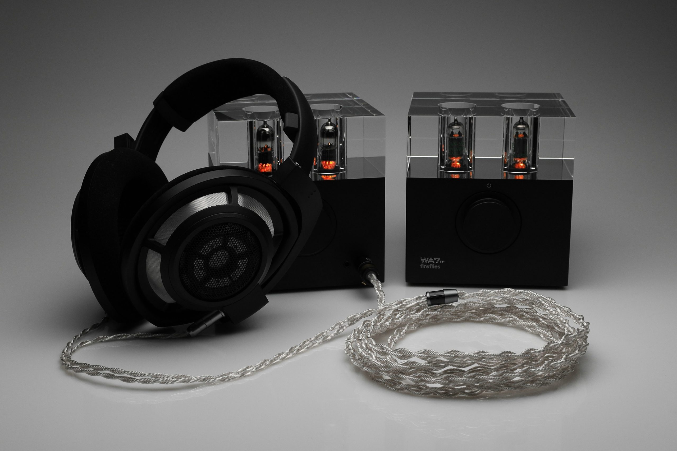 Grand Silver Sennheiser HD800 HD800s HD820 upgrade cable - Lavricables