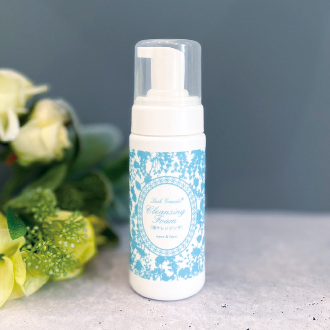 泡クレンジング（マツエクに優しい目元&全顔メイク落とし） – ラッシュ