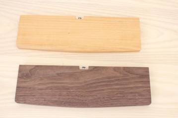 新入荷「かべかけ棚」の紹介です：新着情報 | 無垢材家具と木の家