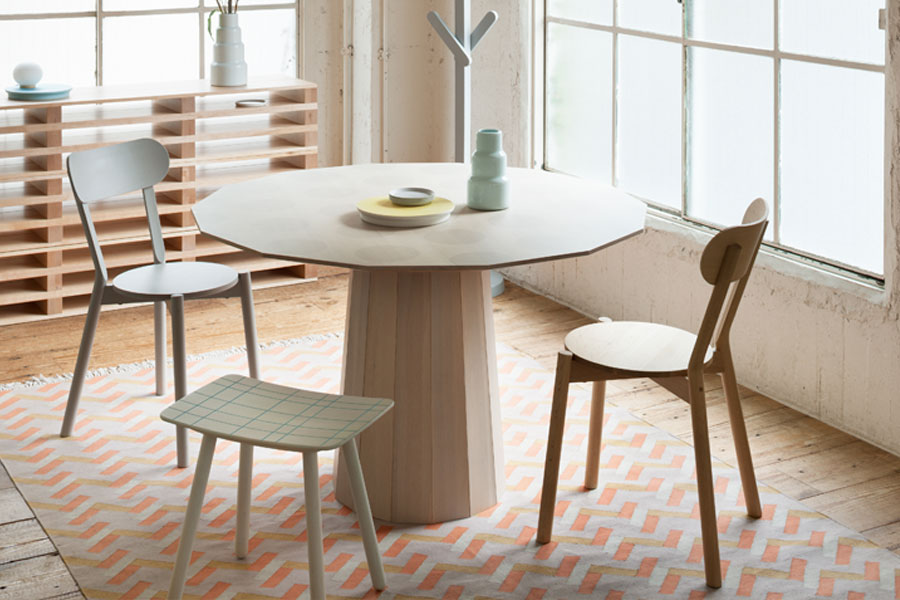 KARIMOKU NEW STANDARD (カリモクニュースタンダード) CASTOR